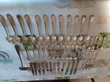 Ménagère en argent très bon