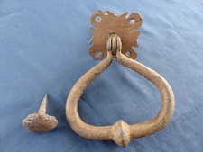 Heurtoir Marteau de porte Anneau Poignée Clou Fer forgé ancien Largeur 11,1 cm