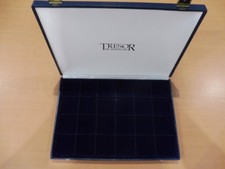COFFRET  VIDE  24 EMPLACEMENTS  5 X 5 CM SUPERBE ETAT ...
