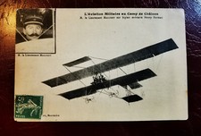 CPA L'AVIATION MILITAIRE au CAMP de CHÀLONS M. le Lieutenant MAILFERT sur Biplan