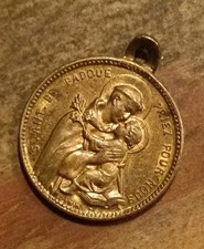 Médaille Religieuse Ancienne