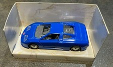 Maisto superior motorized Bugatti EB110 bleue, moteur à friction