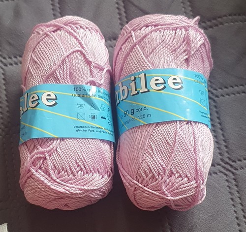 Deux pelotes fil coton - de,