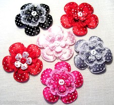 GRANDE APPLIQUE FLEUR 3D SATIN