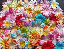 lot de 85 magnifiques fleurs