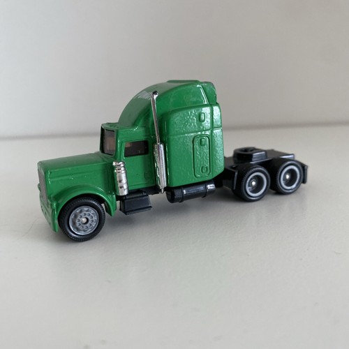 Camion vert métal - camion,