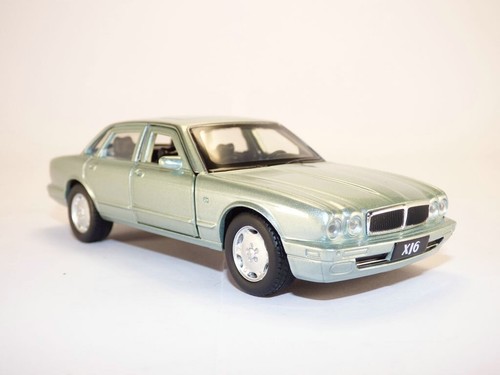 Jaguar xj6 vert métal - xj6,