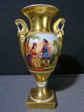 Vase amphore ancien en porcelaine de Paris 19 siécle XIX décor scène galante