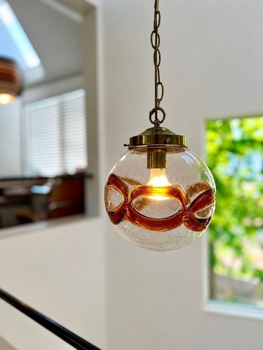 Suspension en verre - a.v.,