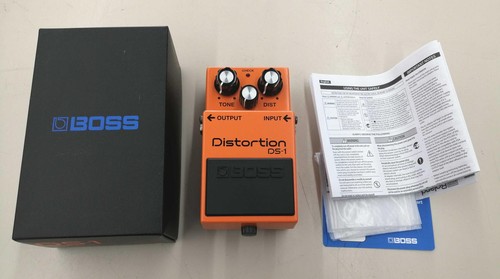 Boss distortion pédale - distortion,