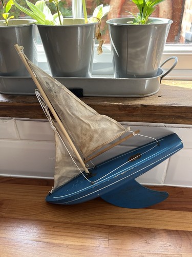 Star pond yacht - star,