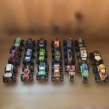 Lot de 20 pièces Hot Wheels Monster Truck Jurassic Park