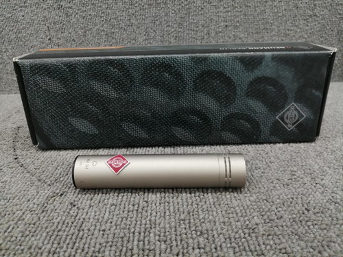 Microphone condensateur - à,