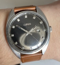 MONTRE MECANIQUE MARQUE ORIS @ FOND NOIR  @ ORIS WATCH A REVISER @ MVT KIF 654