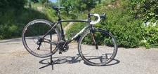 Vélo de route TIME Fluidity. Cadre carbone, Roues 700 + dérailleurs Campagnolo.
