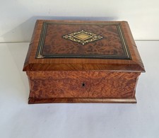 Ancienne boîte à bijoux Napoléon III laiton loupe de bois et marquetterie XIXème