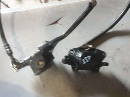 Etriers avant pour - , scooter