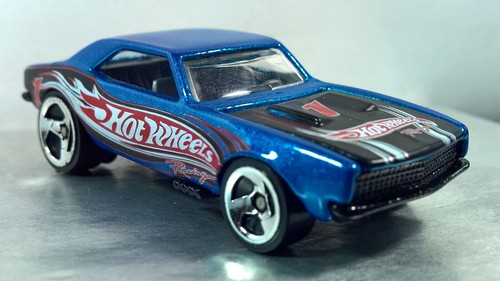 Hot wheels camaro - hot, 67