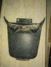 Trappe batterie mbk booster neuf a dépoussiérer 