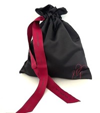 Magnifique Pochette à lingerie Guerlain neuve