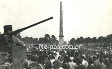 PARIS LIBERATION défilé 26 août place concorde 2ème DB foule 1944 WWII