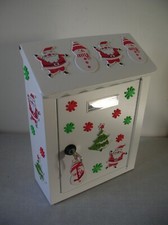 Boîte aux lettres du Père Noël en métal décor sapin bonhomme de neige de 29,3 cm