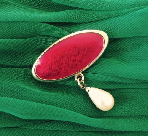 Vintage monet oval - vintage,