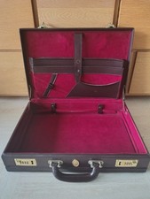 Attaché-Case Malette de Cartier en cuir marron et métal doré 1980-1990 France