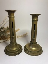 Lot de 2 bougeoirs à poussoir en laiton