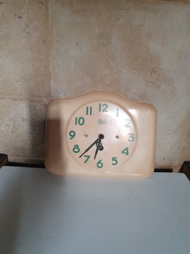 Pendule tôle émaillée - , en