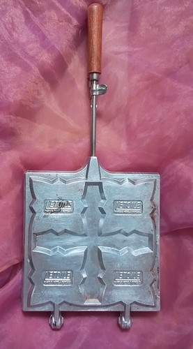 Gaufrier ancien etoile - l’,