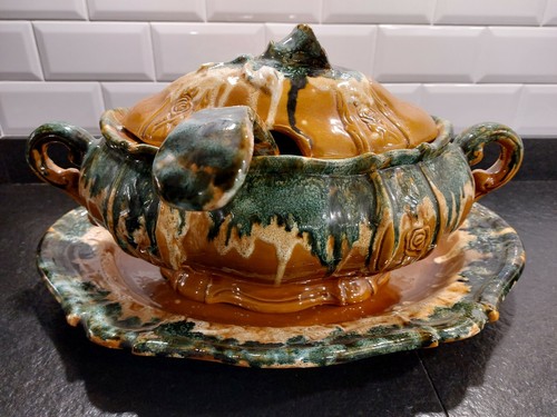 Soupiere louche grand plat - &,