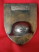 Blason Casque Allemand  39/45 avec accroche