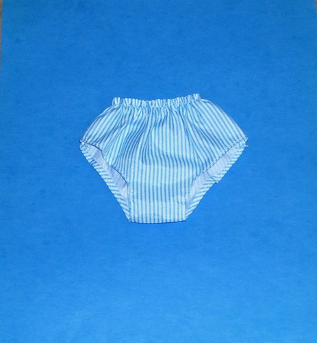 Culotte rayée pour poupées