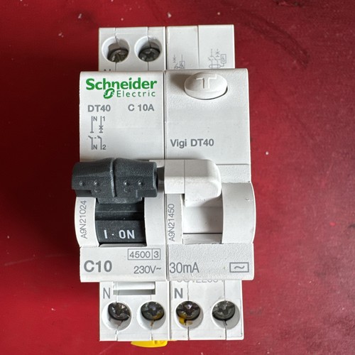 Schneider electric dt40 10a - c,