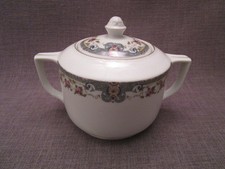 Sucrier ancien en porcelaine