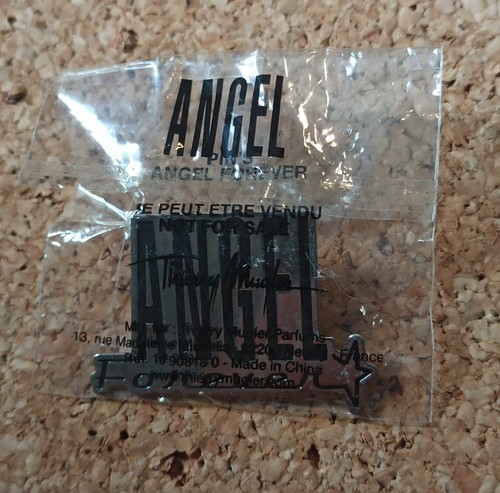 Pin parfum angel - pin's, Étoile
