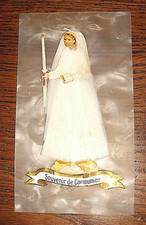 Ancienne carte souvenir de communiante pliage en relief