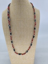 COLLIER OU BRACELET MAGNETIQUE