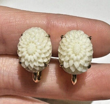 Art Déco 14K Or Sculpté Blanc Corail Cab Pivoine Fleur Vis Arrière Boucles G