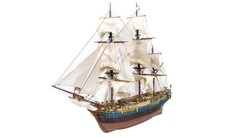 Maquette De Bateau En Bois HMS