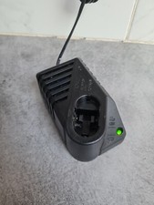 Chargeur batterie bosch AL 60 DV 1411 7,2V-14,4V.