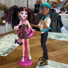Monster High Forbitten Love Vintage Draculaura and Clawd Wolf Doll- Mattel