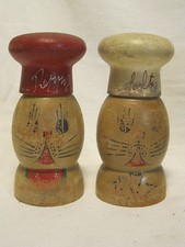 Vintage wood salt pepper - salt,