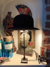 UNIQUE lampe à poser chapeau melon noir élégante 