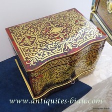 Cave à liqueur marqueterie