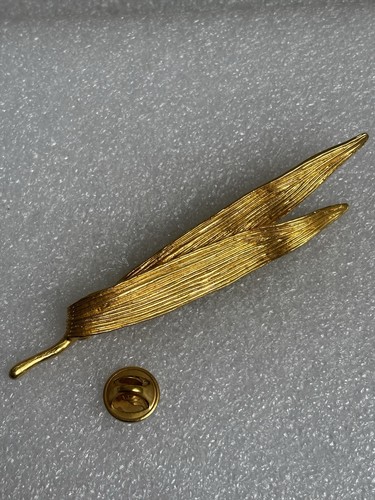 Pin grand très - grand, jolie