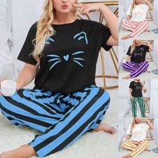 Pyjama confortable femme grande taille avec imprimé chat et pantalon rayé