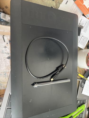 Tablette stylet wacom intuos - stylet,