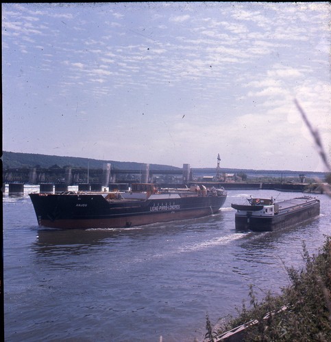 Seine 1950 péniche - seine, c.